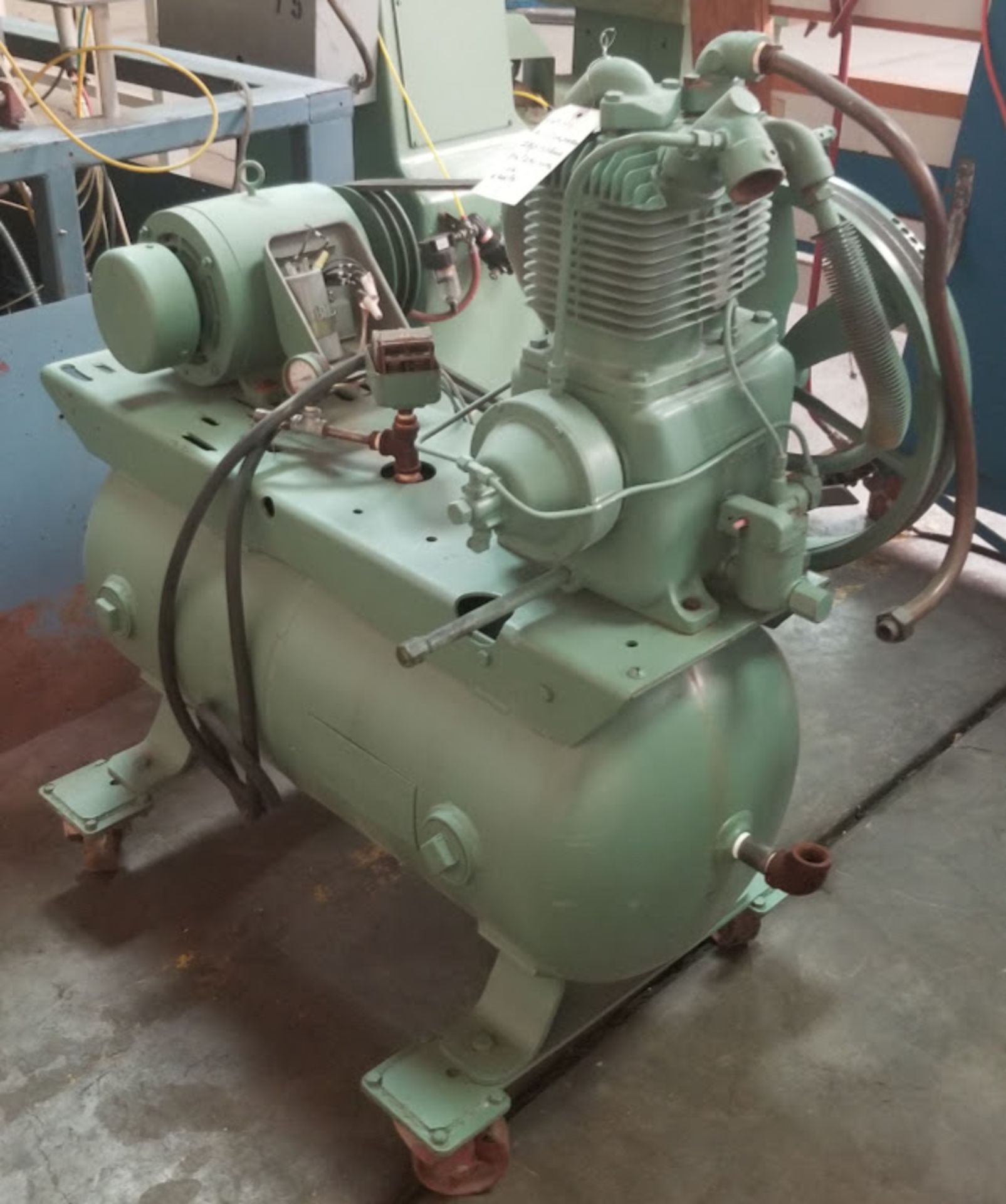 Air Compressor, 2HP 1Phase 115/230 Volts (On Wheels)