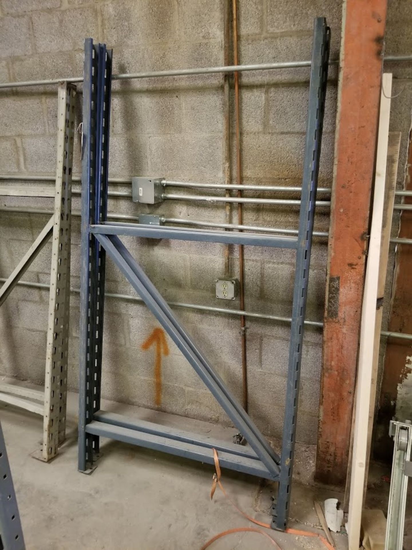 Pallet Racking Upright (81" x 42") Qty 2