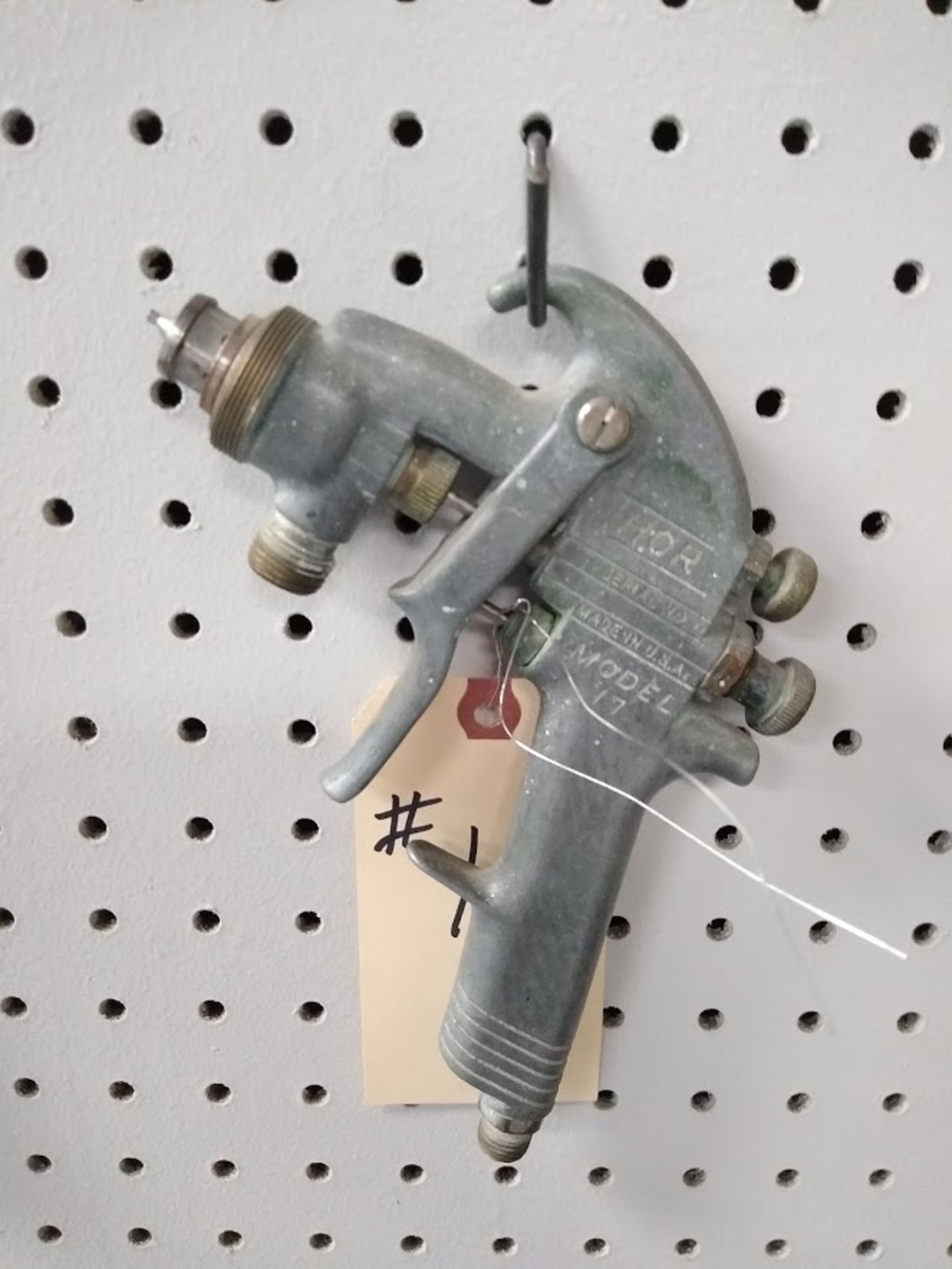 Vintage Thor Air Spray Gun Model 17