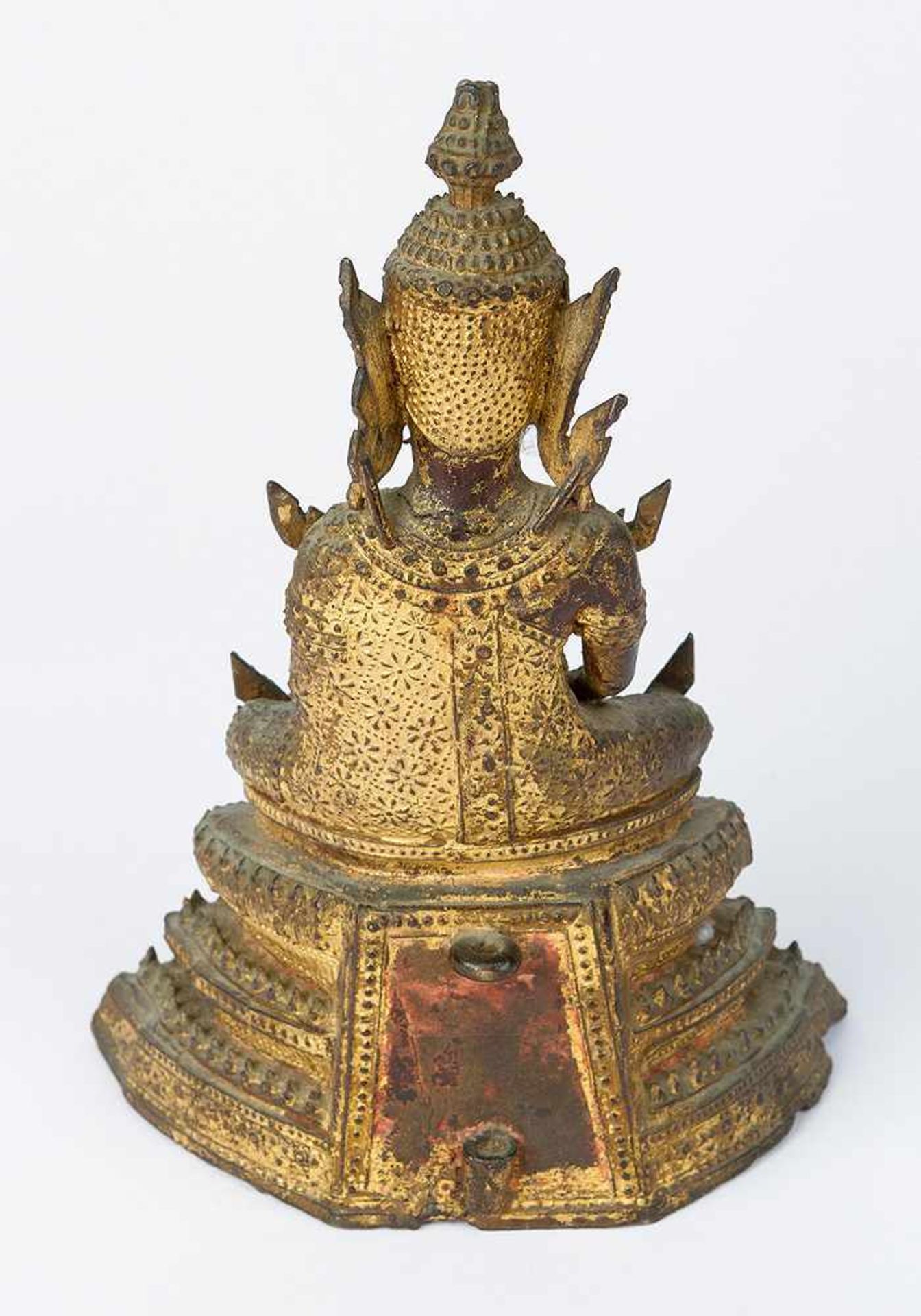 Thai Buddha, bronze cast with old gilding rubbed, possibly late 18th / early 19th Century. - Bild 2 aus 3