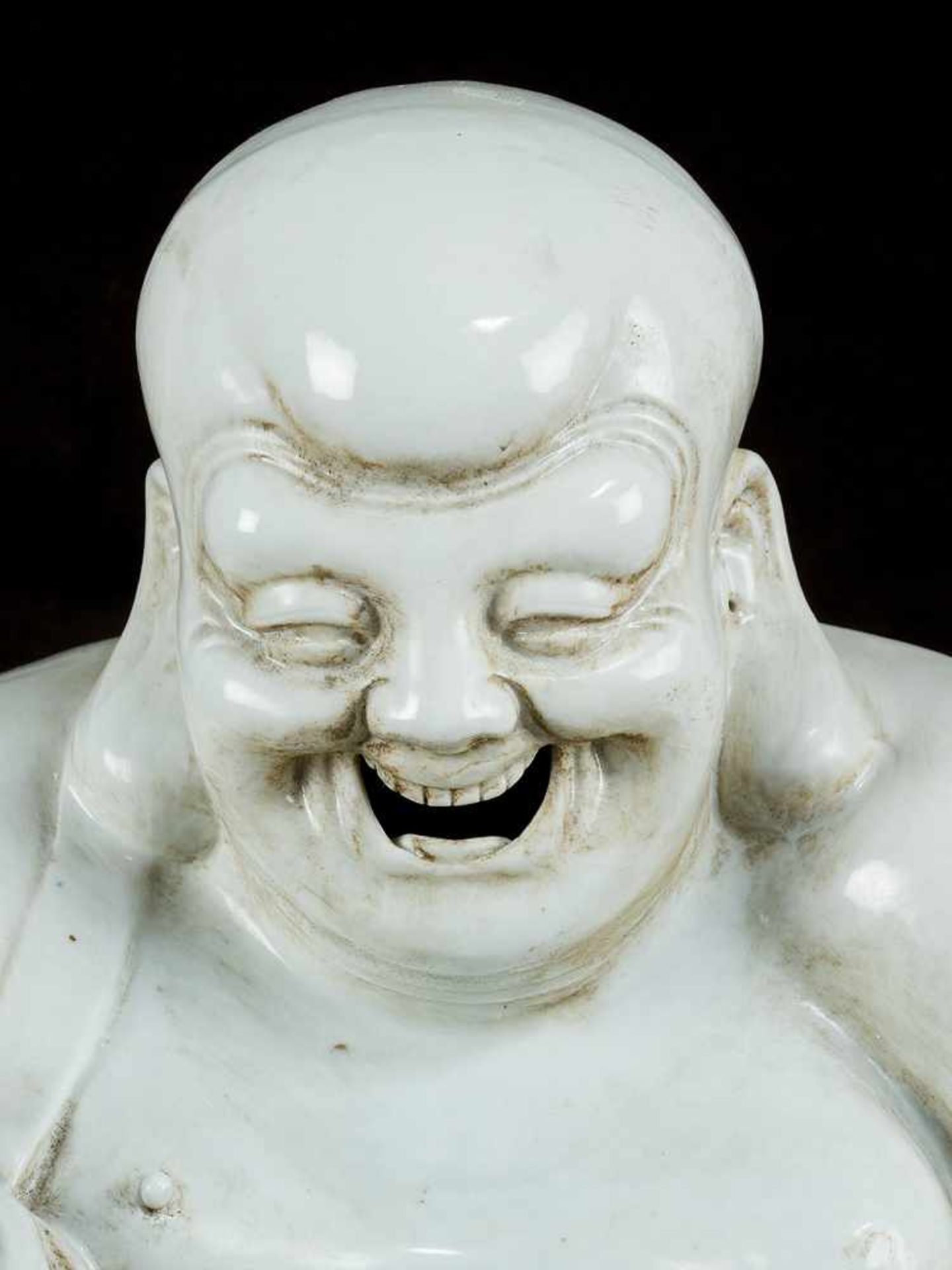 Milofo, cream porcelain glazed; bottom mark; Qing Dynasty. - Bild 3 aus 3