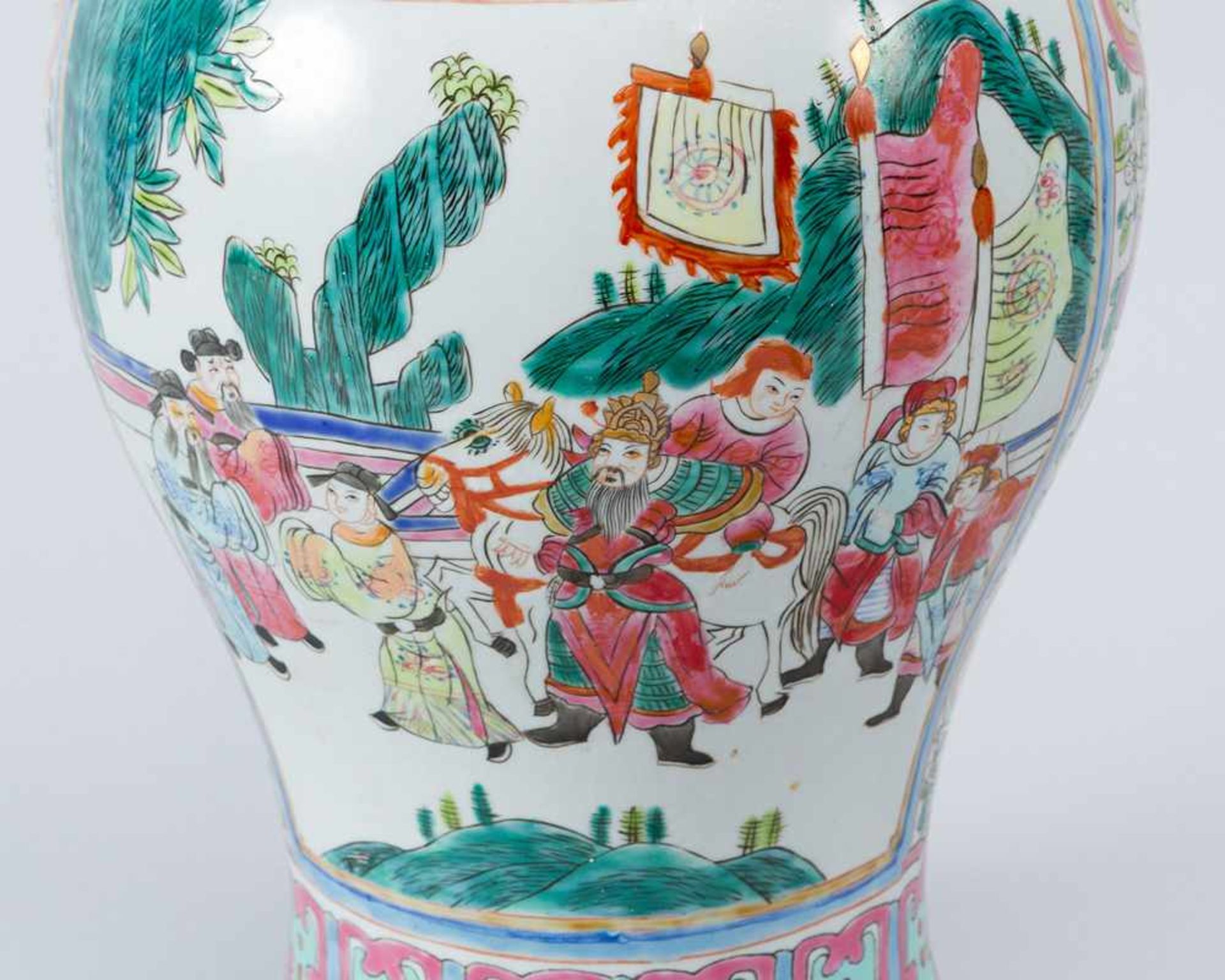 Chinese porcelain vase - Image 3 of 3