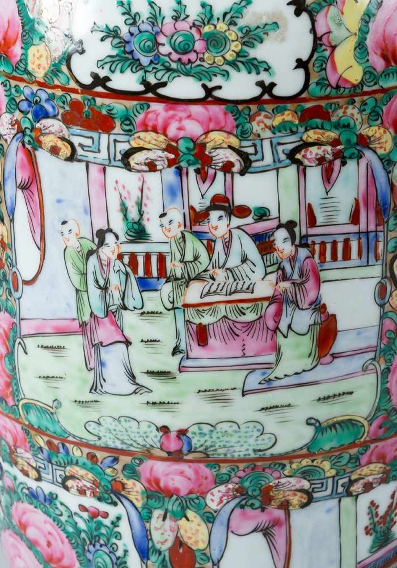 Pair of Chinese canton vases - Image 2 of 3