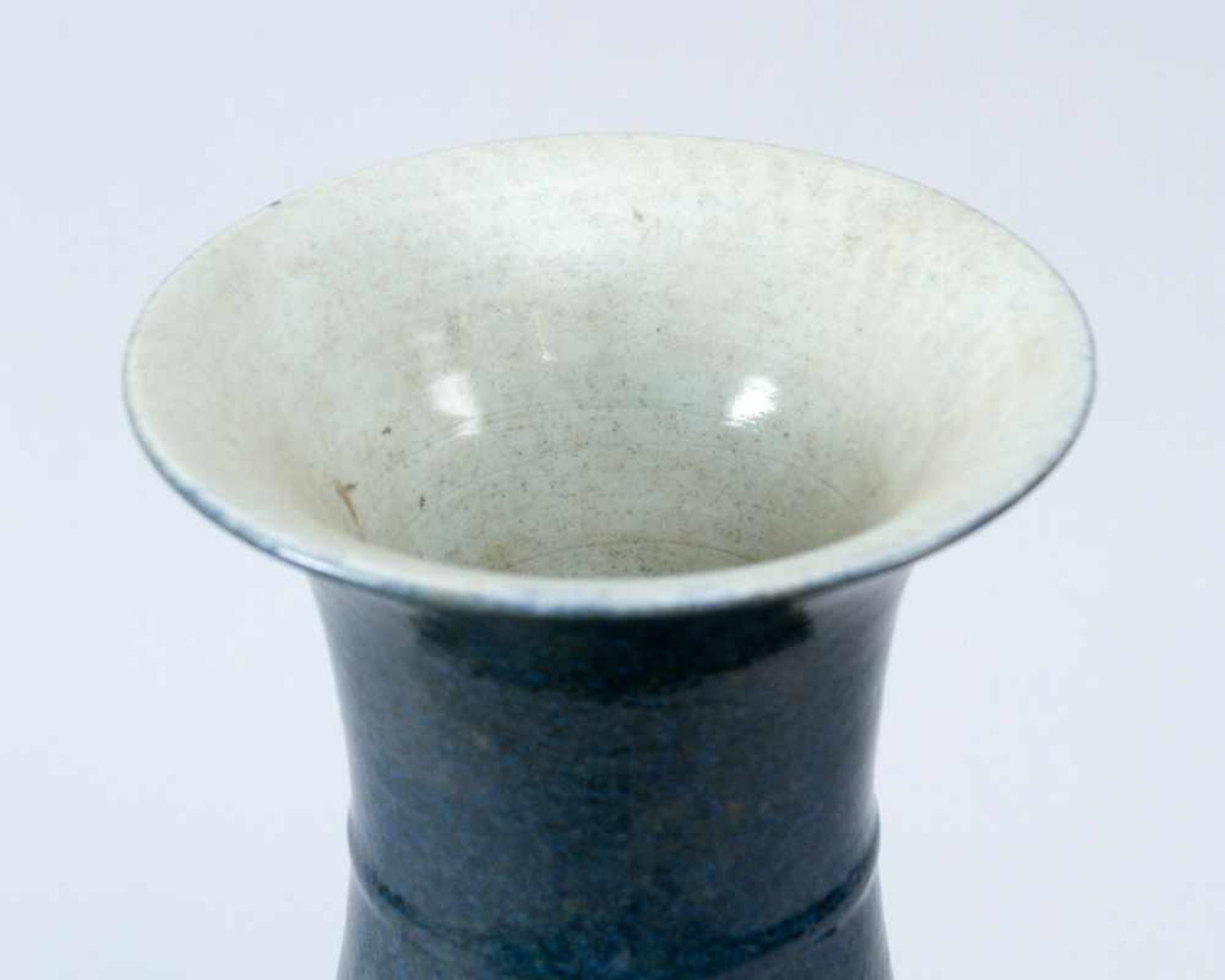 Chinese ceramic vase - Image 2 of 3