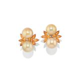 PAIRE DE BOUCLES D'OREILLES EN OR, PERLES DE CULTURE ET QUARTZS