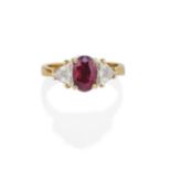 BAGUE EN OR, RUBIS ET DIAMANTS