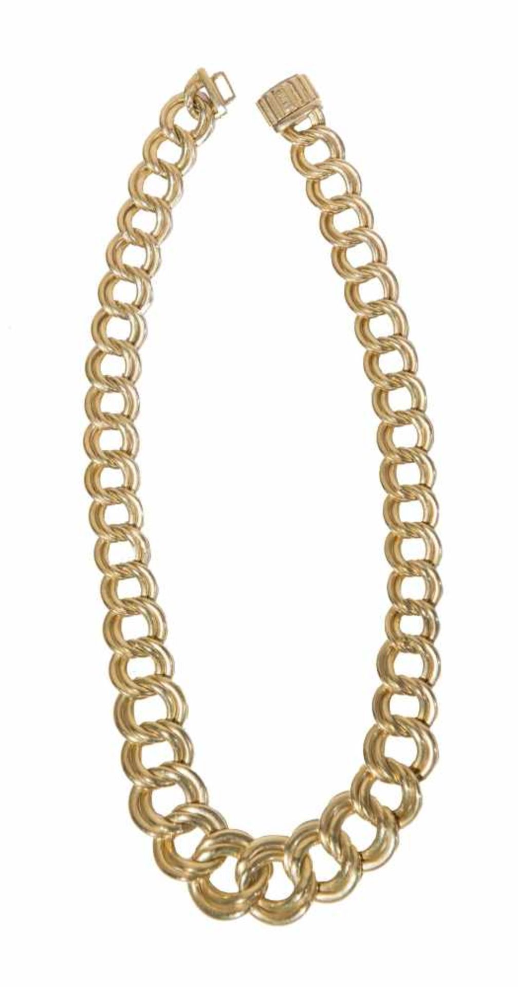 COLLANA IN ORO GIALLO 18K Realizzata a catena. Peso complessivo 47,23 grammi.