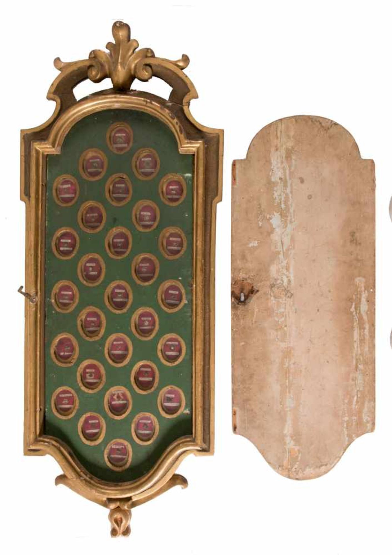 COPPIA DI RELIQUIARI EMILIANI, metà del XVIII secolo. Ciascuno avente cornice con cimasa profilata - Bild 3 aus 4