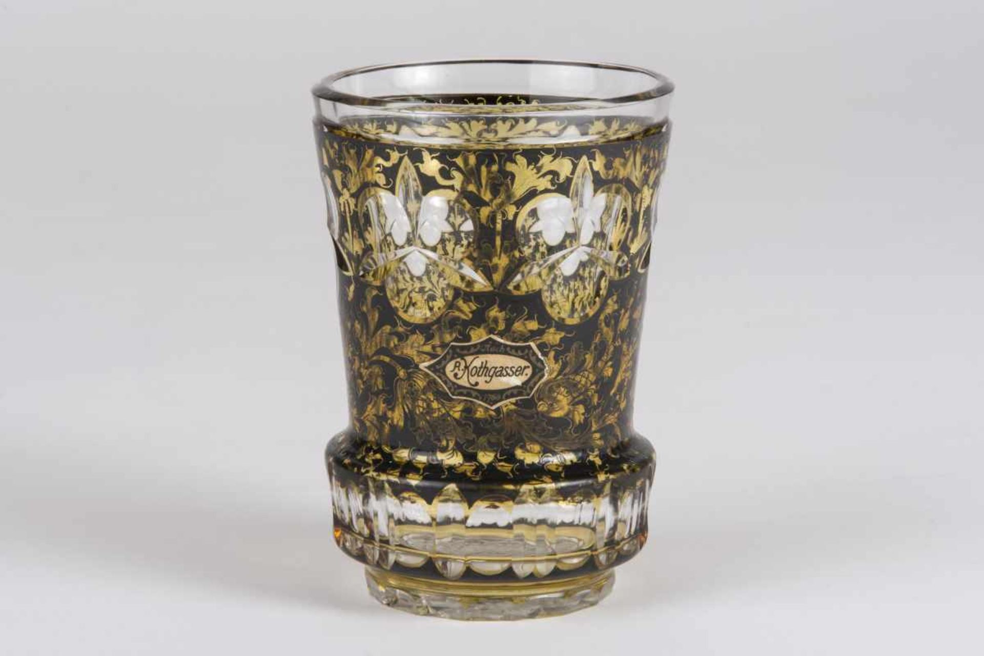 Biedermeier Becher um 1840/1850farbloses Glas in ausladender Form, geschliffen, gelb und schwarze