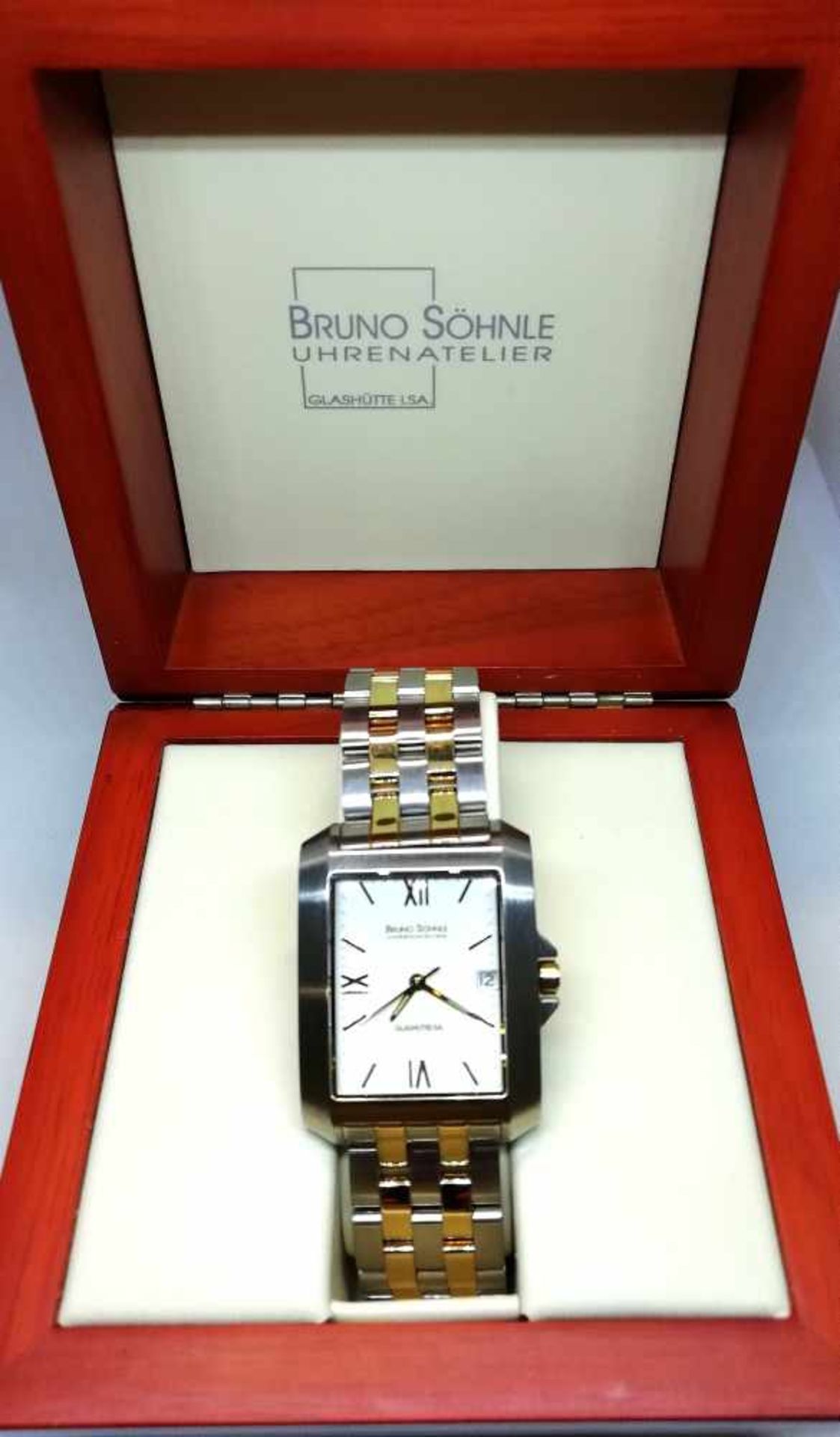 Herrenarmbanduhr"Bruno Söhnle" Quartz, Datum, Zifferblatt champagnerfärbig, 140,2g, guter