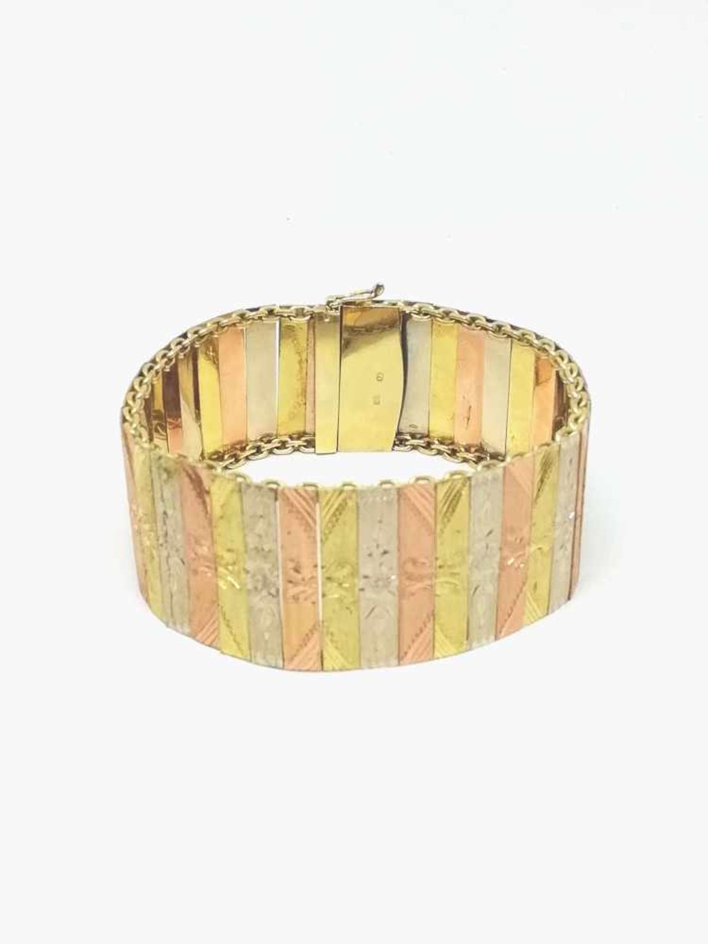 Goldenes Armband