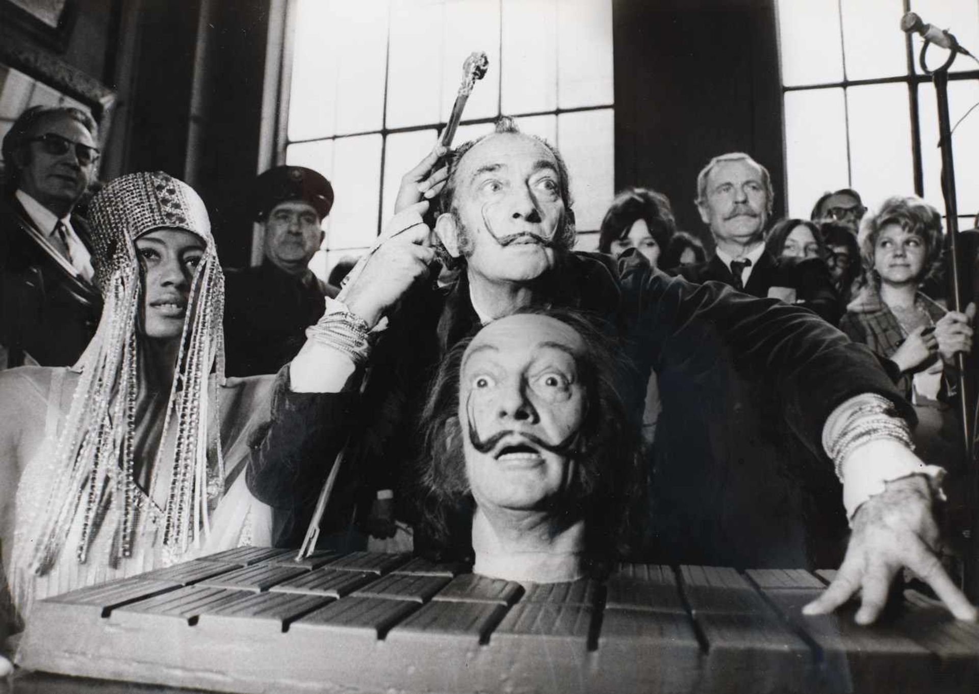 Salvador Dalí (press photography)