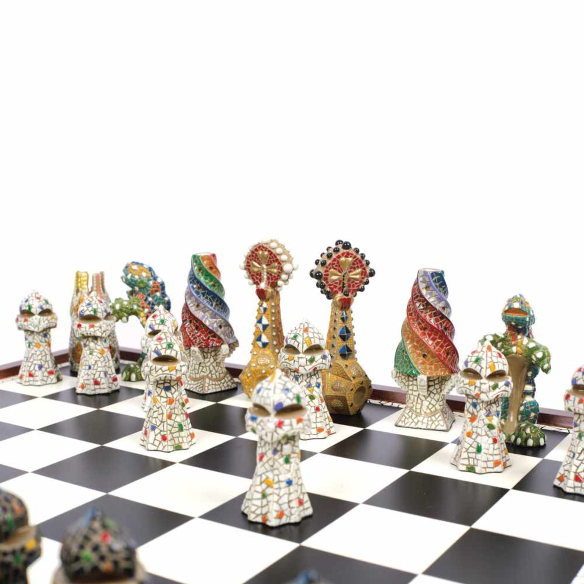 Chess Set designed by Antonio Gaudí - Bild 2 aus 4