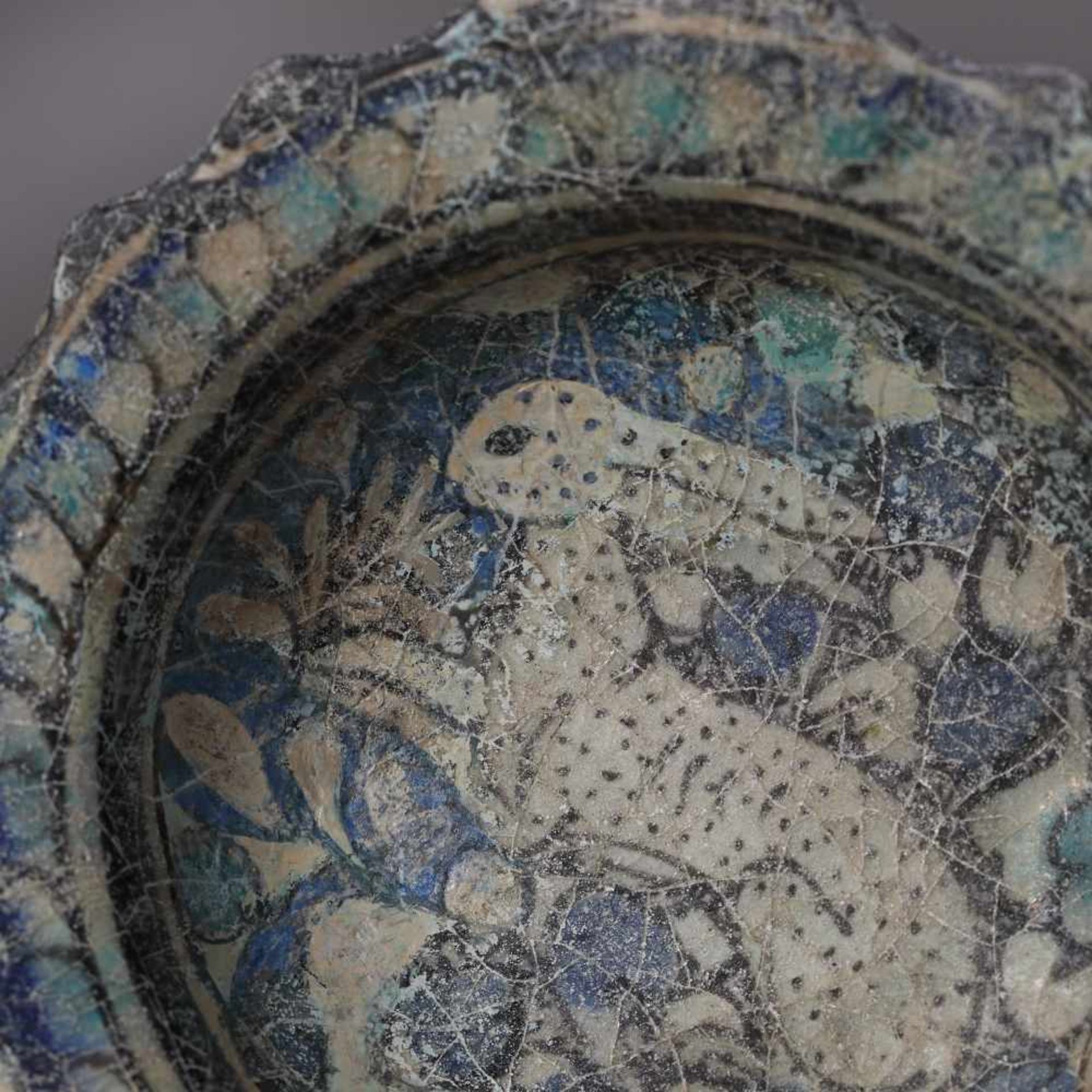 Glazed ceramic Persian bowl, decorated with hunting scene (a rabbit running), approx. 850 years old, - Image 3 of 5