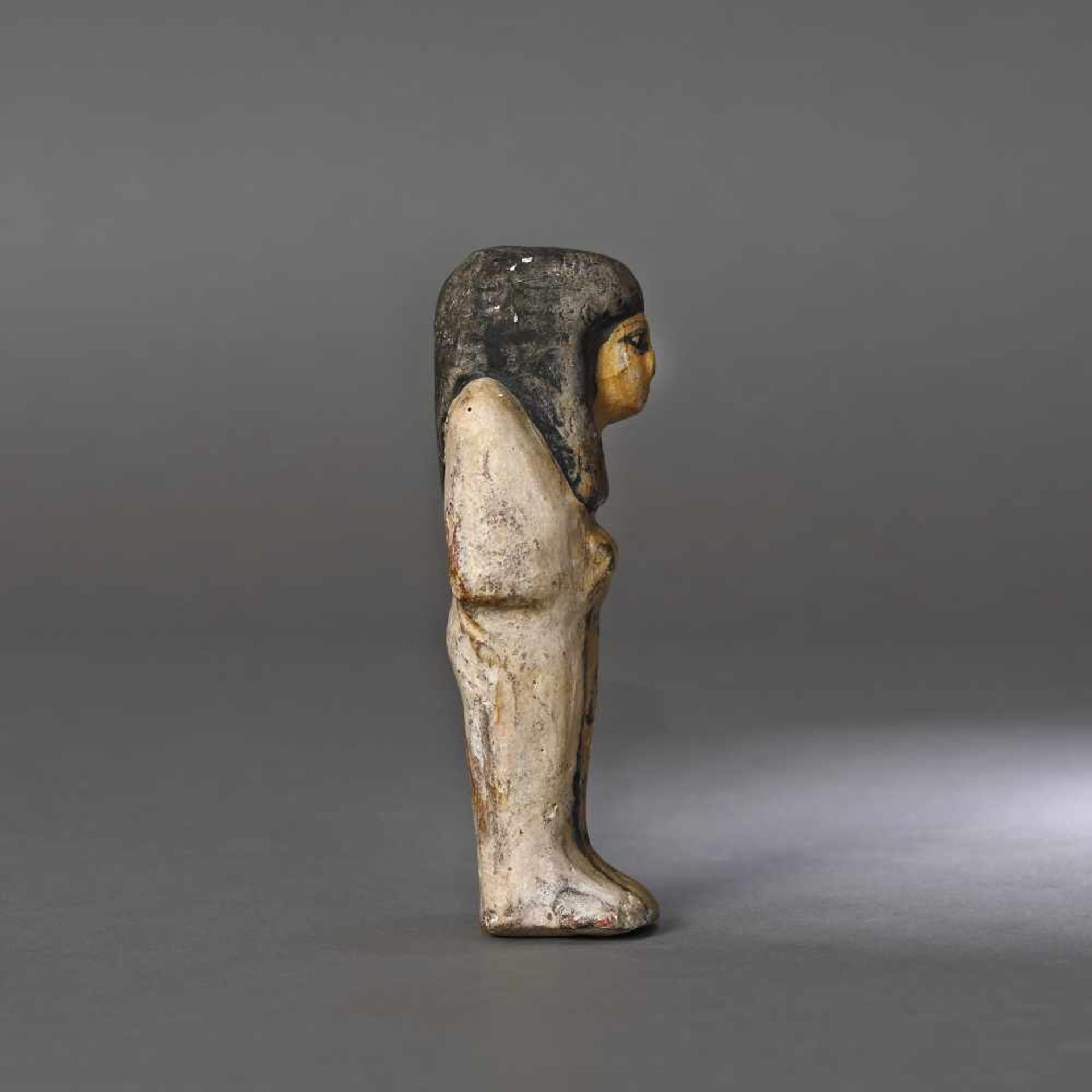 Egyptian painted ceramic statuette, representing a maid for the afterlife, probably the Late Dynasti - Image 2 of 3