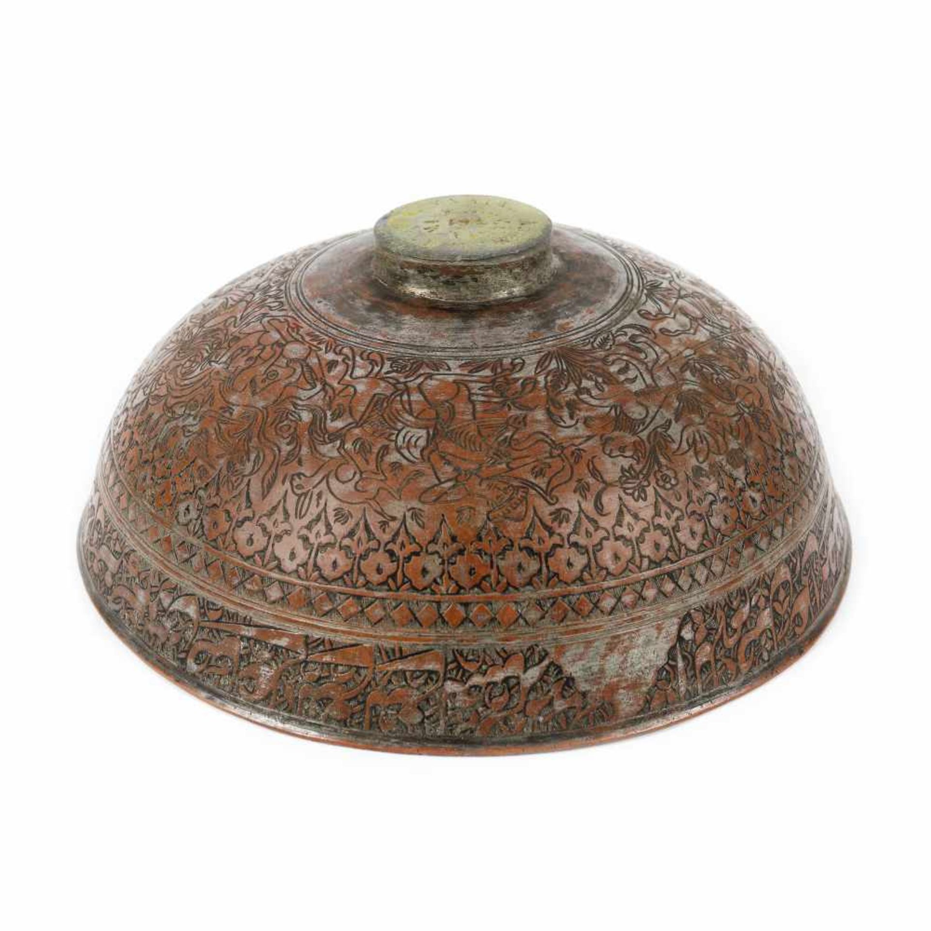 Persian copper vessel, decorated with a hunting scene, early 20th century - Bild 3 aus 4