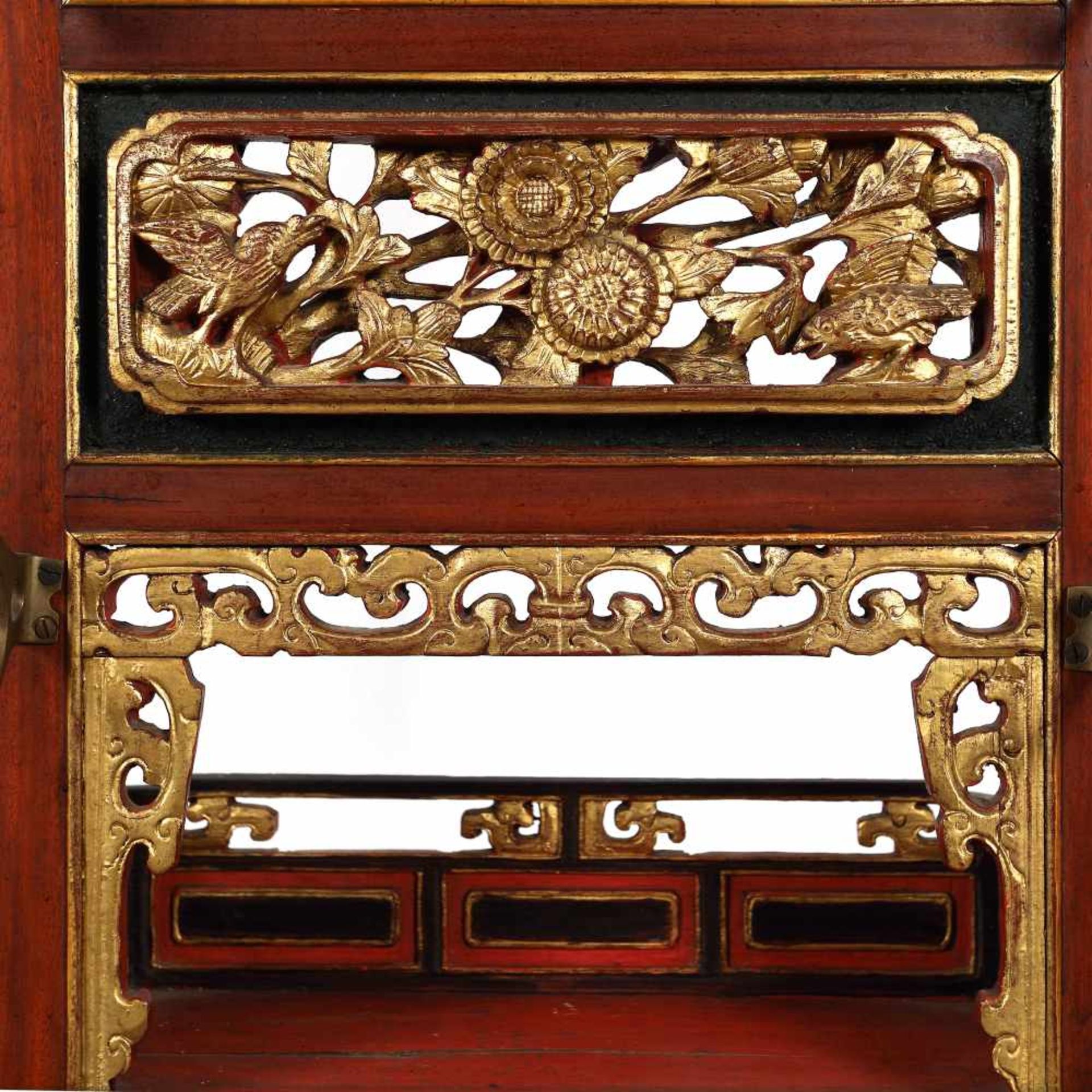 Mirror washbasin, decorated with floral-vegetal motifs and Peranakan-style motifs, 19th century - Bild 3 aus 3