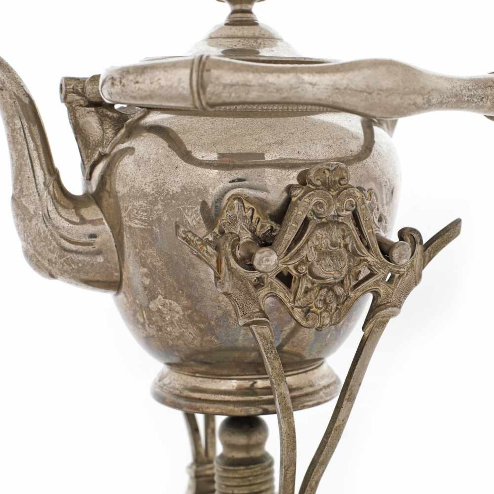 Samovar decorated with plant motifs - Image 3 of 3