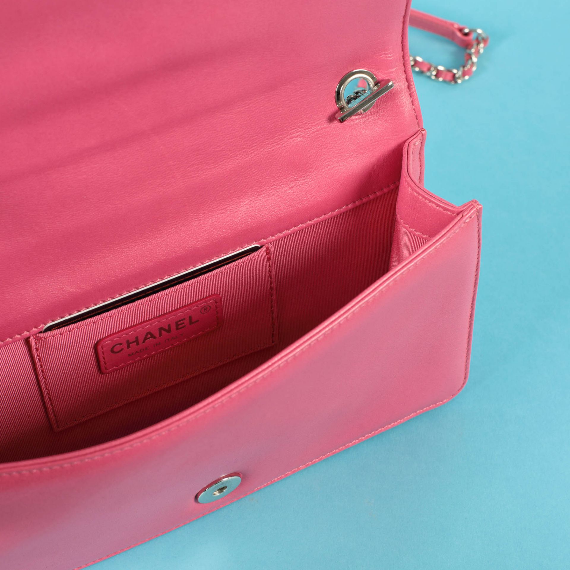 "Lego Hot Pink Brick Ombre" - Chanel bag, accompanied by authenticity card and original box - Bild 5 aus 6