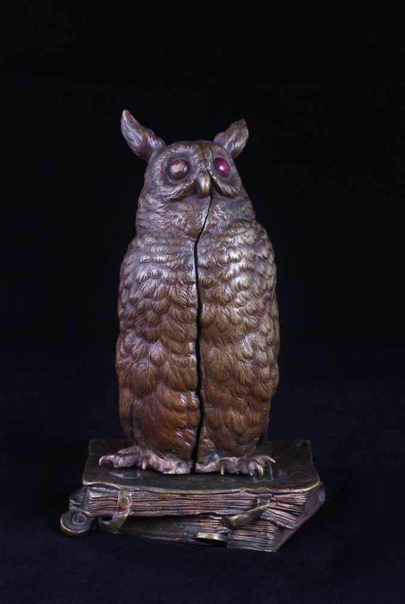 Owl on the books with naked woman inside. Vienna bronze sculpture with a trick. Bergmann, Franz. - Bild 2 aus 2