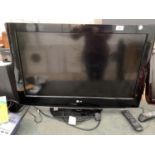 AN LG 32 INCH TELEVISION WITH REMOTE CONTROL IN WORKING ORDER