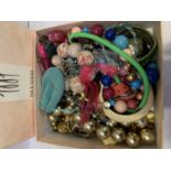 A BOX OF ASSORTED COSTUME JEWELLERY