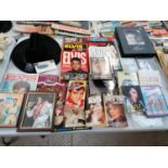 A MIXED GROUP OF ELVIS PRESLEY MEMORABILIA, BOOKS, HAT ETC