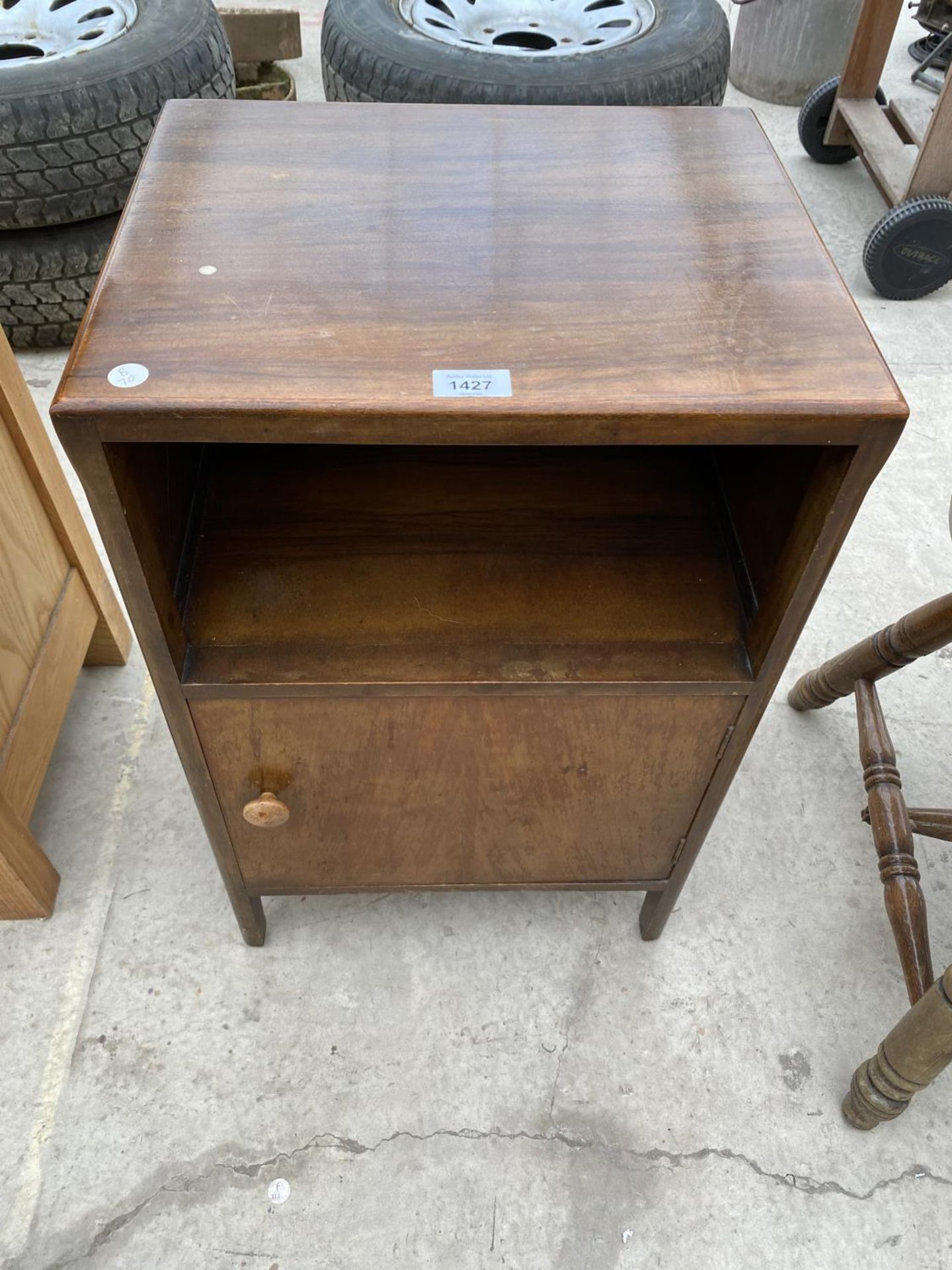 A MAHOGANY BEDSIDE CABINET