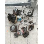 VARIOUS CAR PARTS TO INCLUDE BRAKE SPARES ETC - BELIEVED MOSTLY BMC PARTS