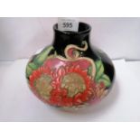 A TUPTON WARE CERAMIC FLORAL DESIGN VASE