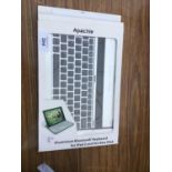 AN APACHIE ALUMINIUM BLUETOOTH KEYBOARD FOR IPAD 2 AND THE NEW IPAD