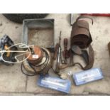 VARIOUS ITEMS TO INCLUDE A VINTAGE ROAD LAMP, SHOE LAST, SYTHE, FURTHER TOOLS ETC