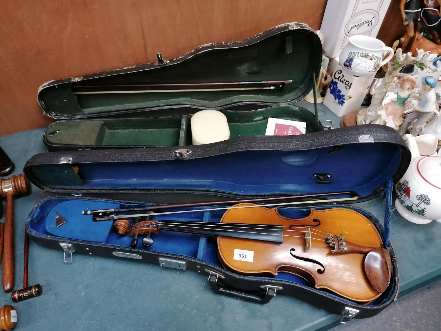 A VINTAGE CASED VIOLIN WITH BOW AND A FURTHER VIOLIN CASE