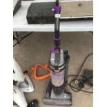 A VAX REACH VACUUM CLEANER IN WORKING ORDER