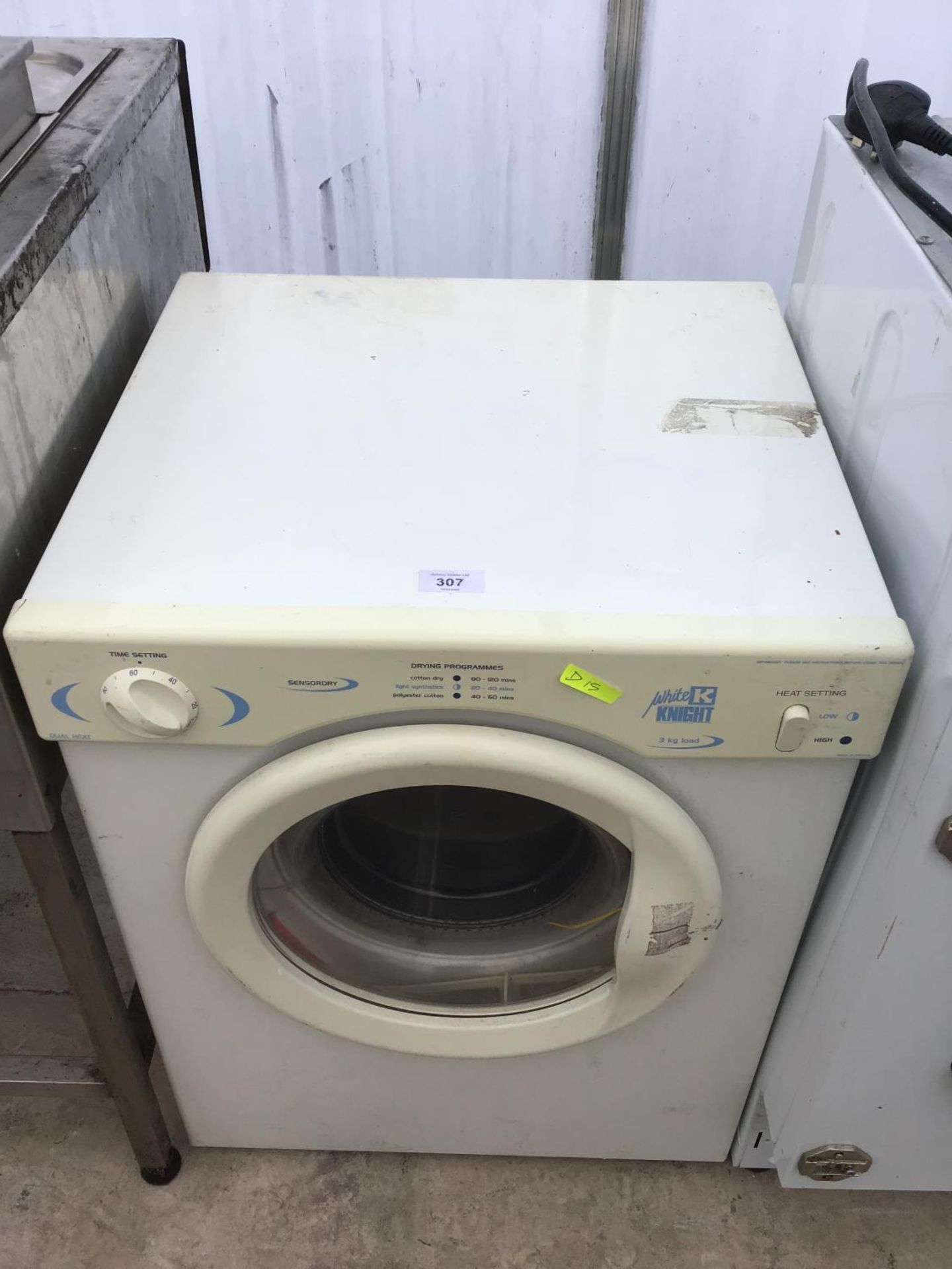 A WHITE KNIGHT 3KG DRIER IN WORKING ORDER