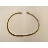 AN 18 CARAT YELLOW GOLD GREEK KEY DESIGN NECKLACE - LENGTH 45 CM APPROX, WEIGHT 54.1G