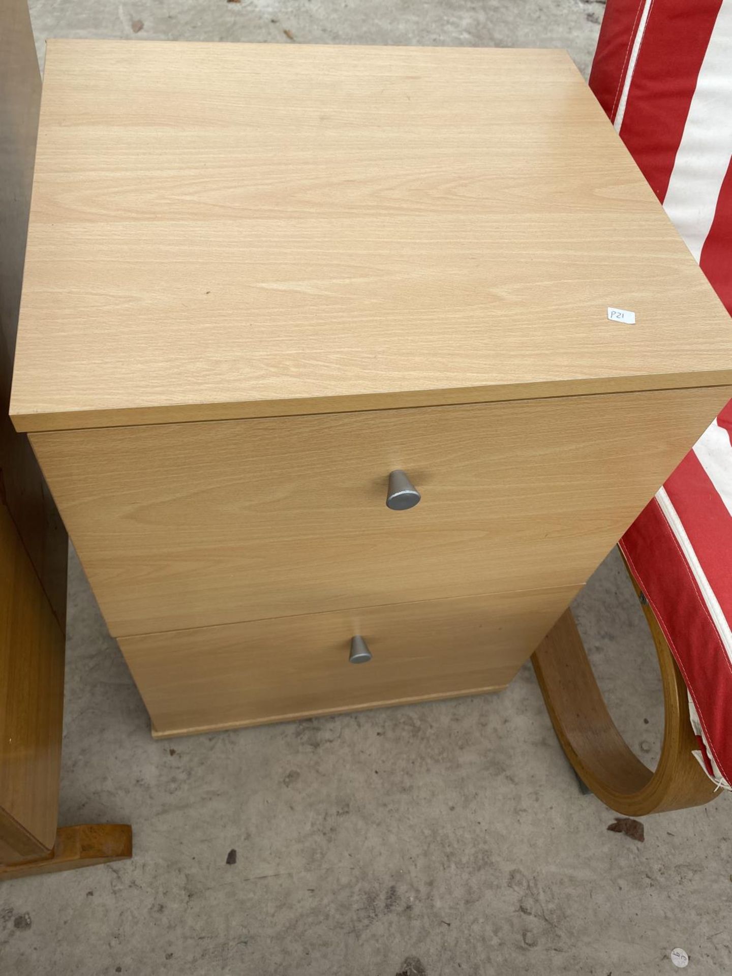 SIX ITEMS - TWO RETRO FORMICA DROP LEAF KITCHEN TABLES, A BEECH EFFECT BEDSIDE CHEST, A BEECH - Image 5 of 6