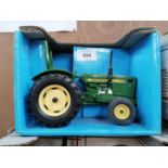 A BOXED ERTL DIE CAST JOHN DEERE TRACTOR 1:16 SCALE MODEL, REF NO. 581