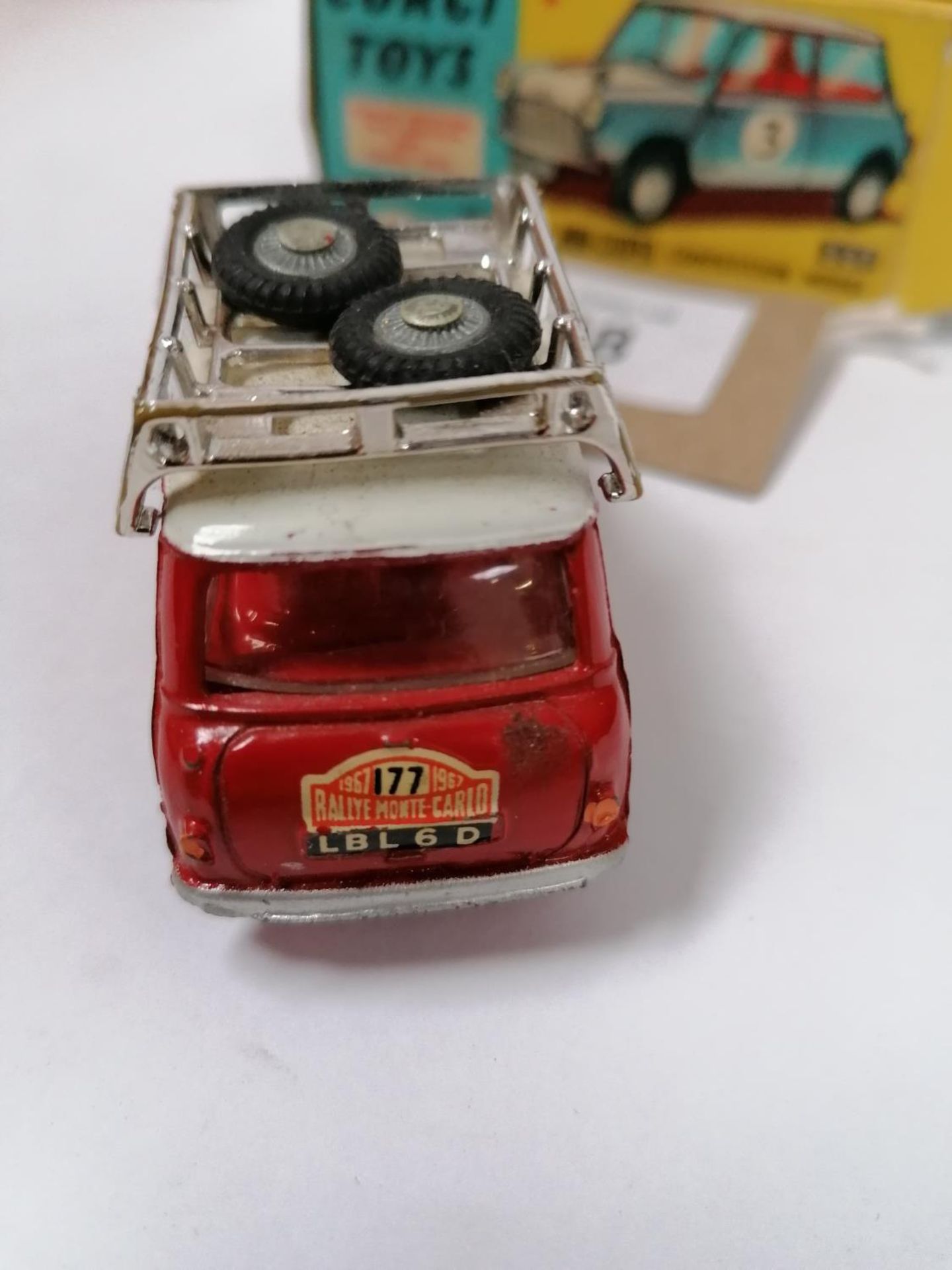 A CORGI TOYS MORRIS MINI COOPER COMPETITION MODEL DIE CAST CAR, WITH ASSOCIATED BOX, MODEL NUMBER - Image 6 of 6
