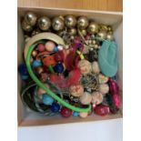 A BOX OF ASSORTED COSTUME JEWELLERY