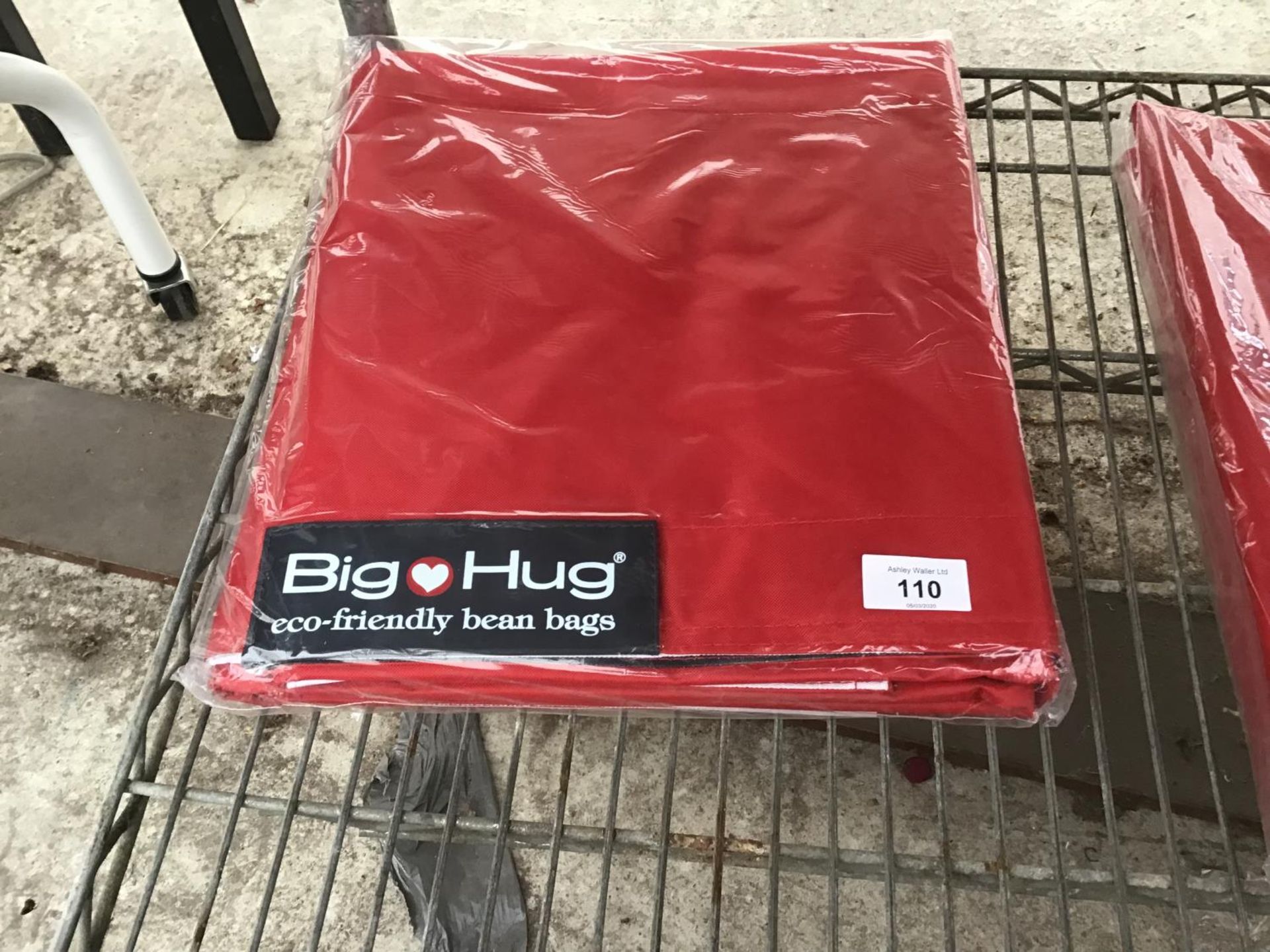 A BIG HUG 'LONDON' BEAN BAG IN RED , 140CM X 18OCM, HEAVY DUTY POLYESTER, STAIN AND WATER