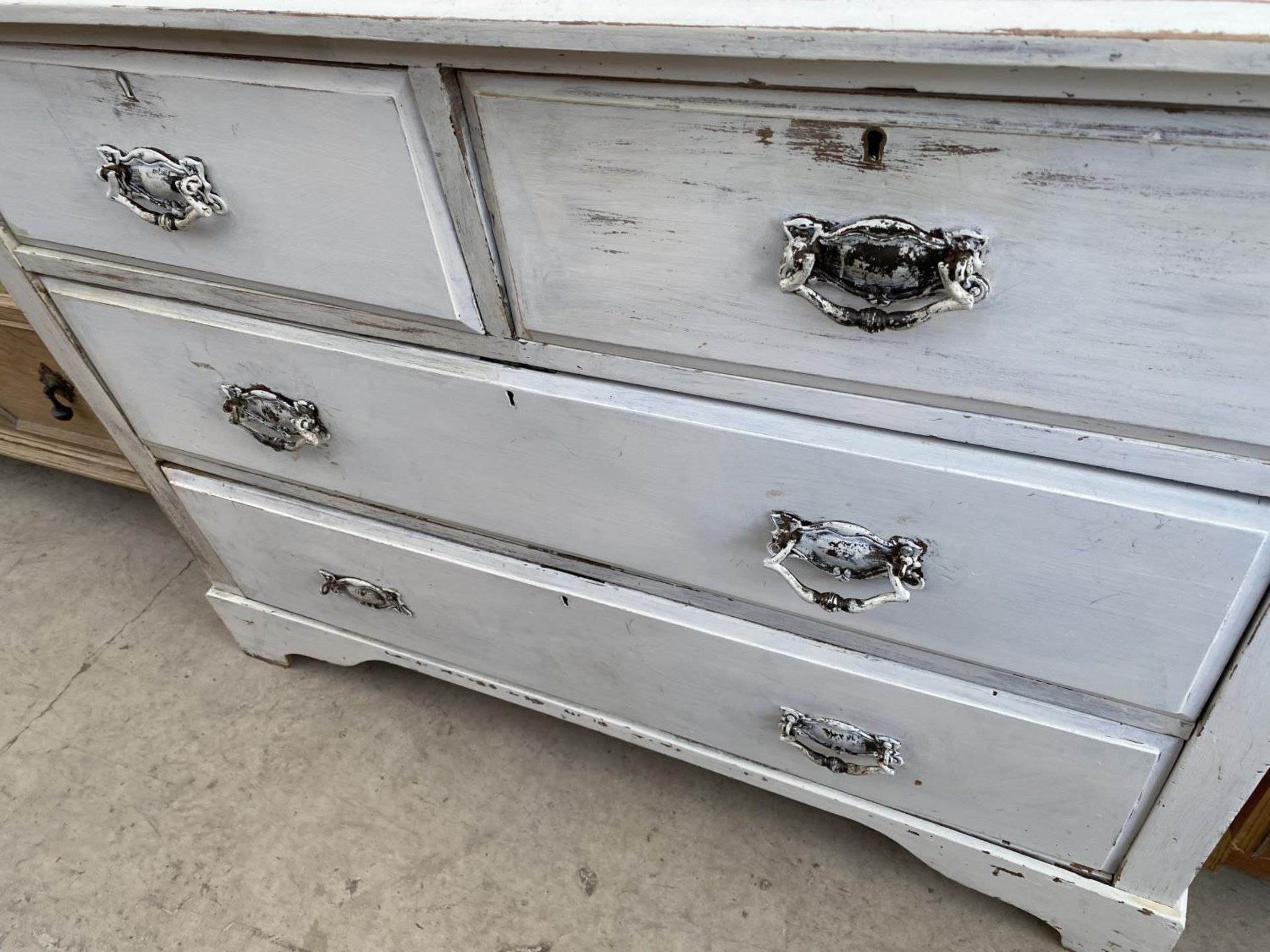 A PAINTED CHEST OF TWO SHORT AND TWO LONG DRAWERS - Image 3 of 3