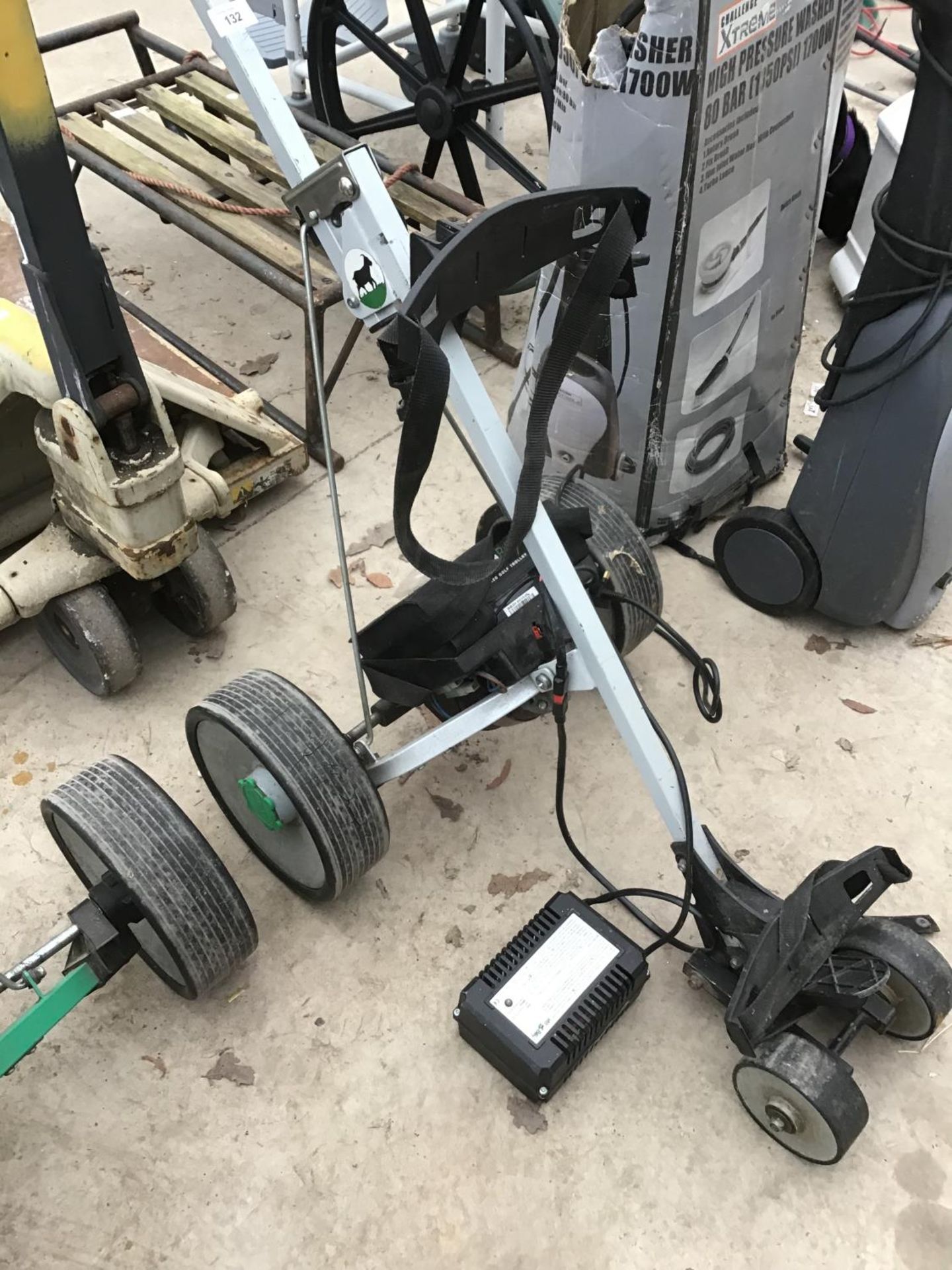 A BATTERY OPERATED HILL BILLY GOLF TROLLEY WITH CHARGER IN WORKING ORDER - Image 3 of 3