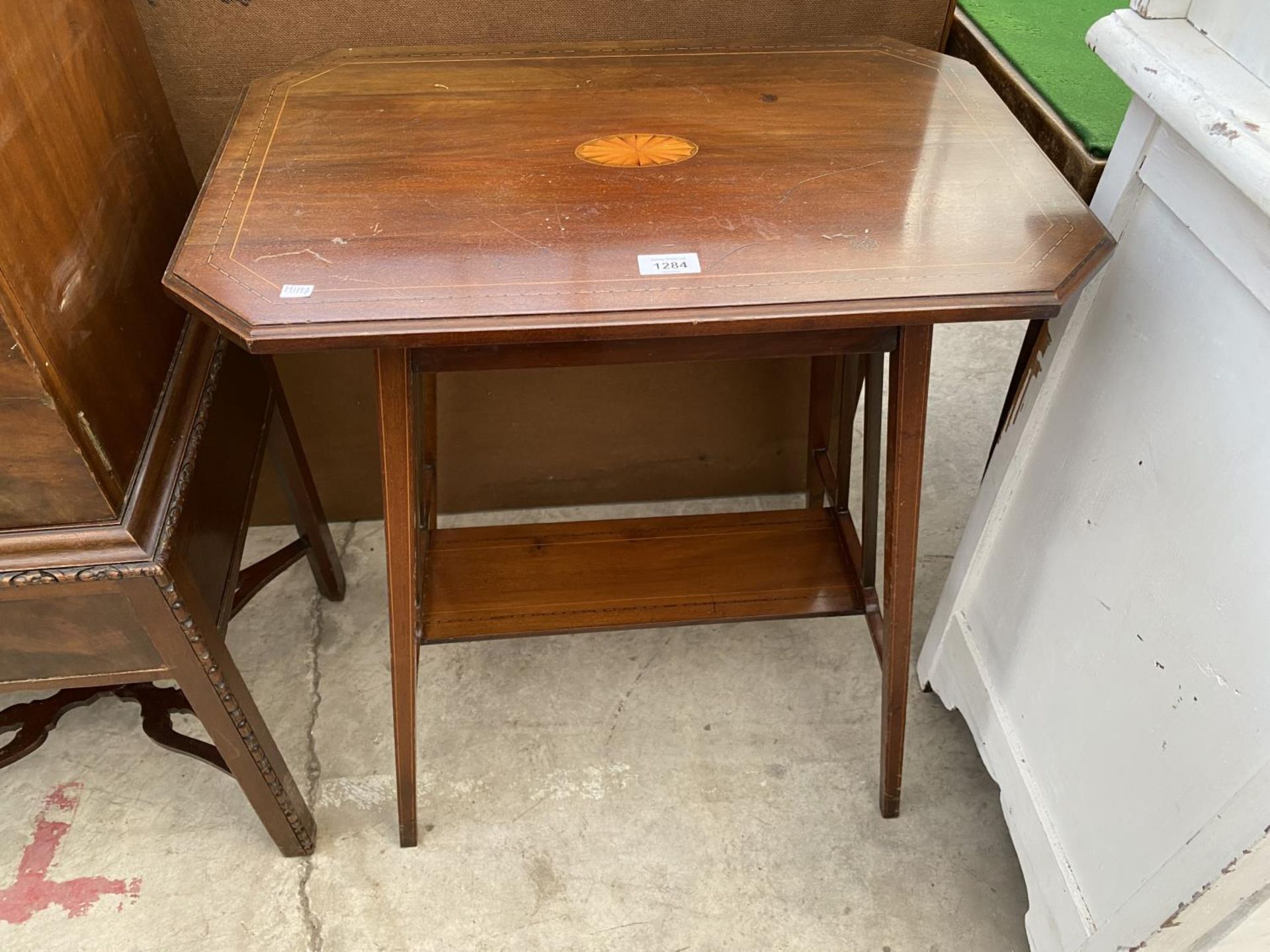 AN INLAID MAHOGANY SIDE TABLE WITH LOWER SHELF