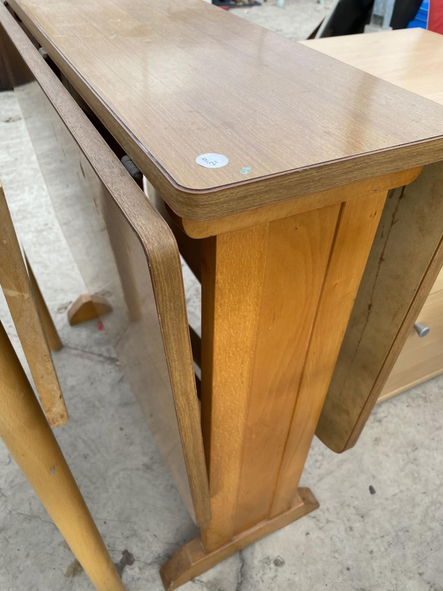 SIX ITEMS - TWO RETRO FORMICA DROP LEAF KITCHEN TABLES, A BEECH EFFECT BEDSIDE CHEST, A BEECH - Image 3 of 6