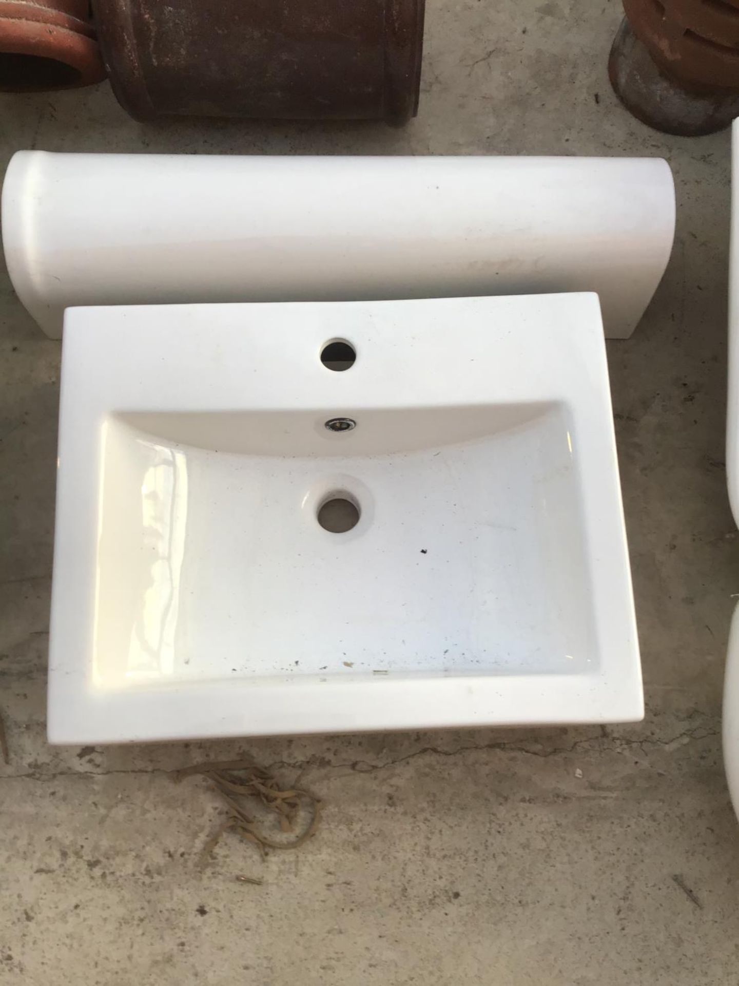 THREE WHITE WASH BASINS AND A PEDESTAL STAND - Image 3 of 3