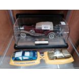THREE ITEMS - A CASED FRANKLIN MINT PRECISION CAR MODEL AND TWO OTHERS