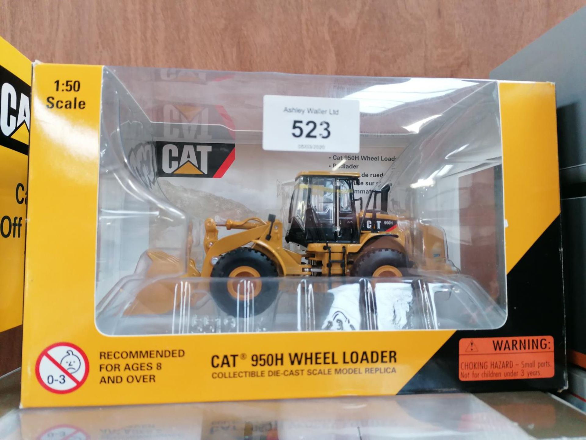 A BOXED NORSCOT DIE CAST CAT 950 H WHEEL LOADER MODEL, 1:50 SCALE, REF NO. 55196