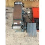 A NAERO BELT AND DISC SANDER IN WORKING ORDER
