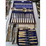 A COLLECTION OF SILVER PLATED FLATWARE ITEMS TO INCLUDE CASED KNIFE AND FORK SET ETC